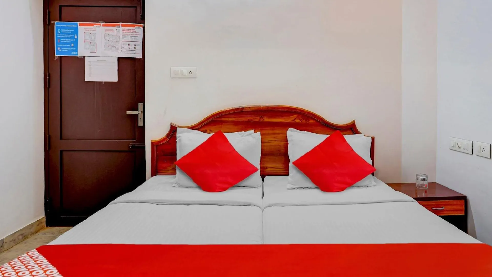 Hotel O Poptavern Heritage Kovalam 4*,  India