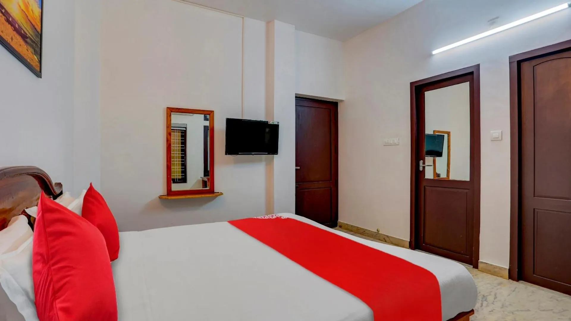 Hotel O Poptavern Heritage Kovalam India
